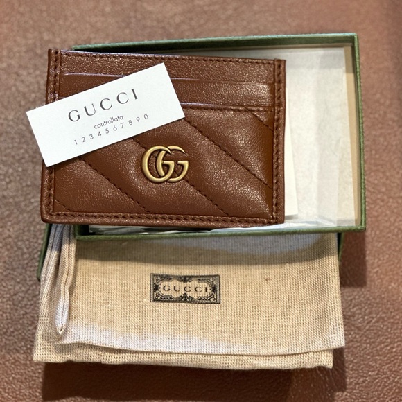 New Authentic Gucci Marmont Brown Matellase Chevron Leather Cardholder - Picture 11 of 11